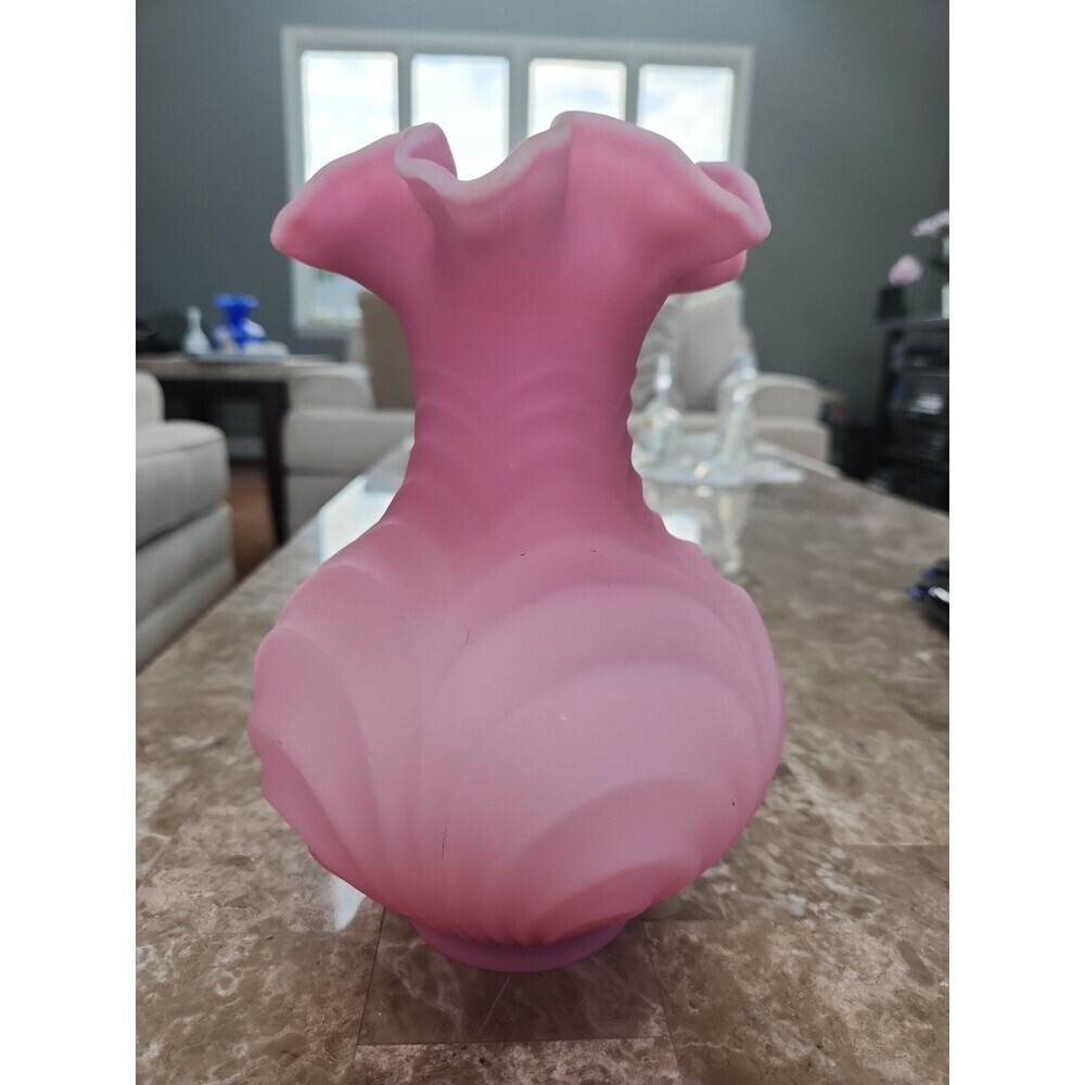 VTG Fenton Rose Pink Satin Vase 8" Ruffle Drapery Art Glass Mid‑Century